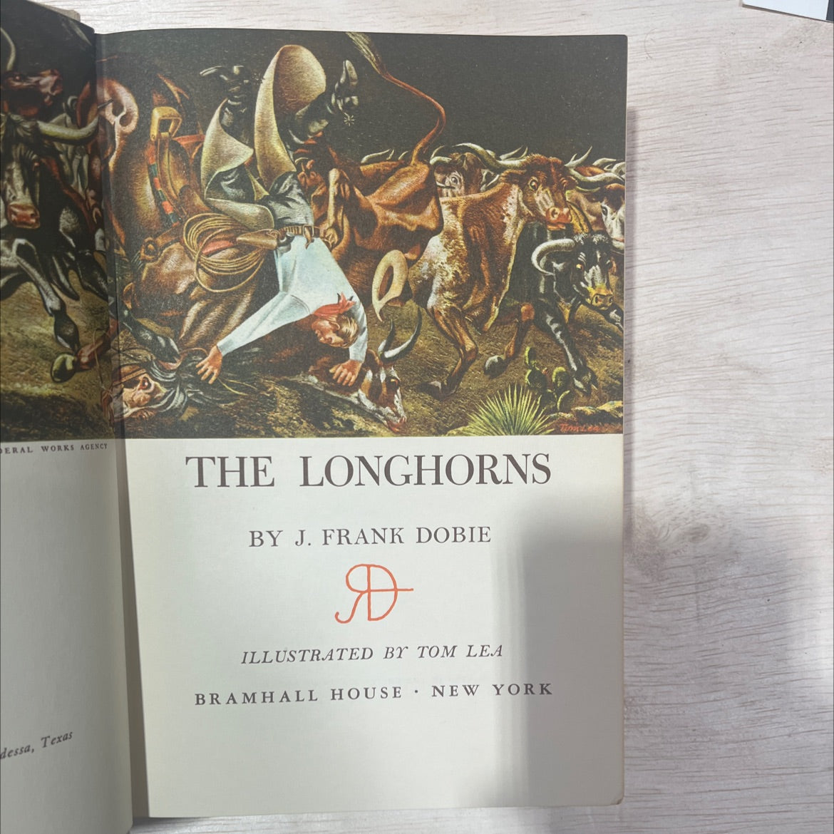 the longhorns book, by j. frank dobie, 1941 Hardcover, Antique image 2