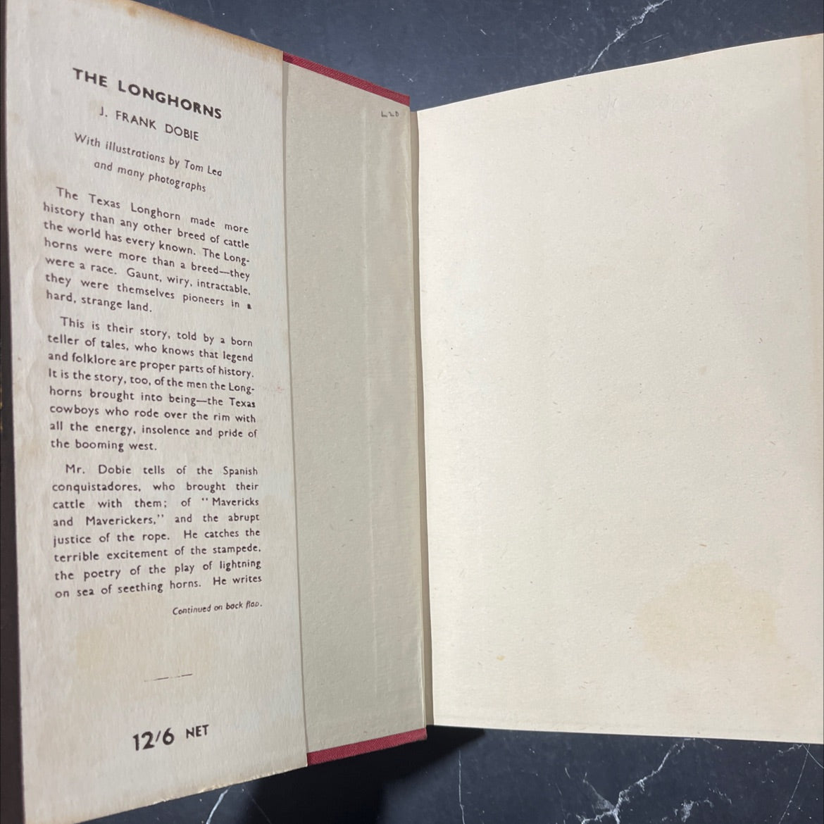 the longhorns book, by j. frank dobby, 1943 Hardcover image 4