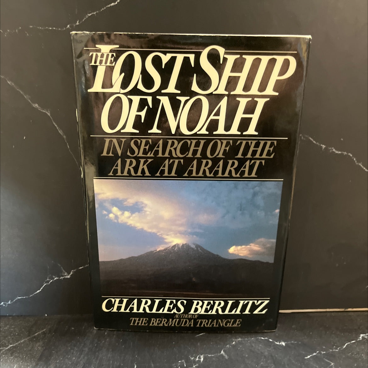 the lost ship of noah in search of the ark at ararat book, by charles berlitz, 1987 Hardcover image 1