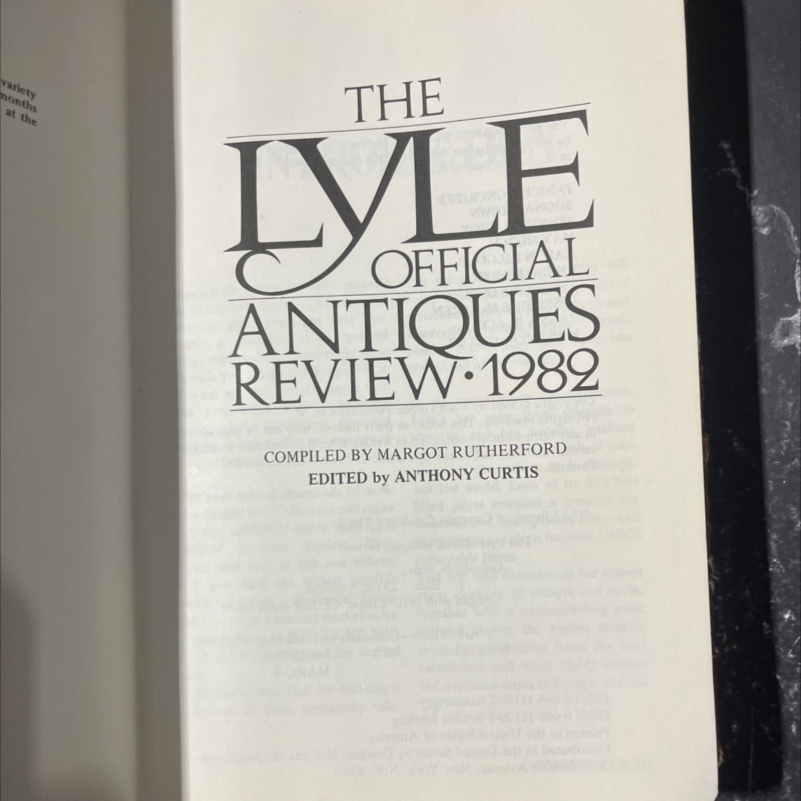 the lyle official antiques review book, by margot rutherford, 1982 Leather image 2