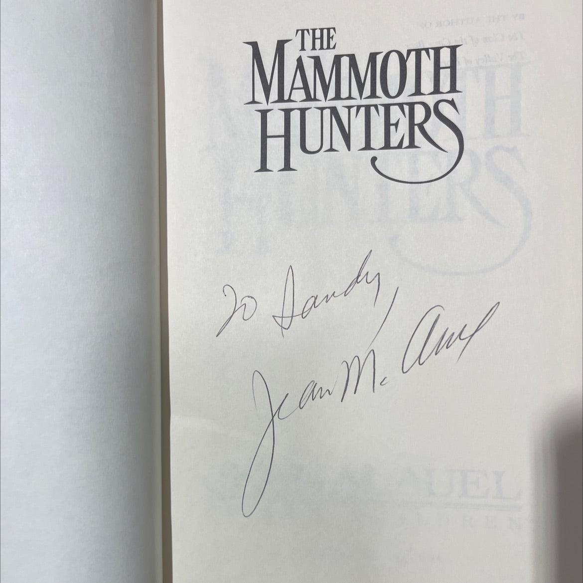 SIGNED the mammoth hunters book, by Jean M. Auel, 1985 Hardcover, First Edition, Vintage image 2