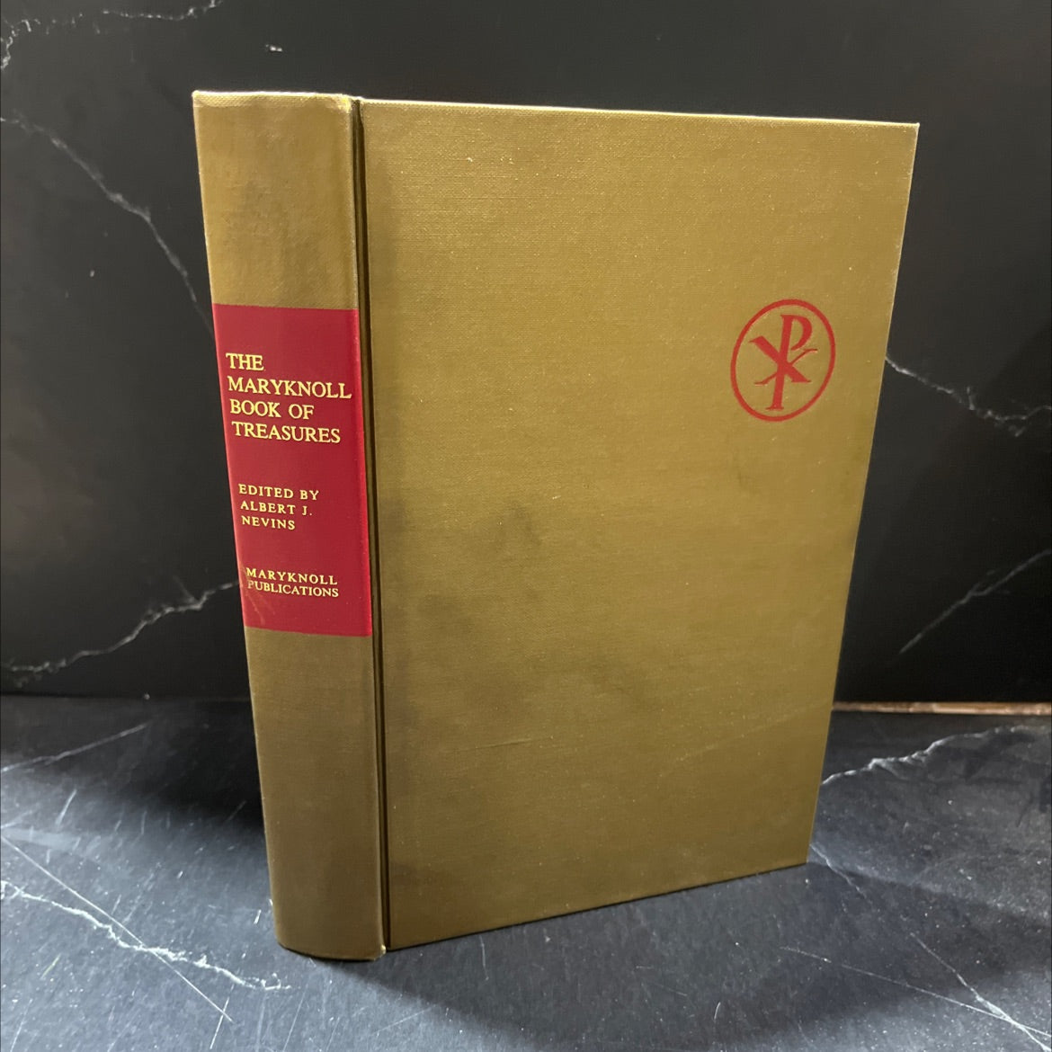 the maryknoll book of treasures an anthology of mission literature book, by albert j. nevins, m. m., 1968 Hardcover image 1