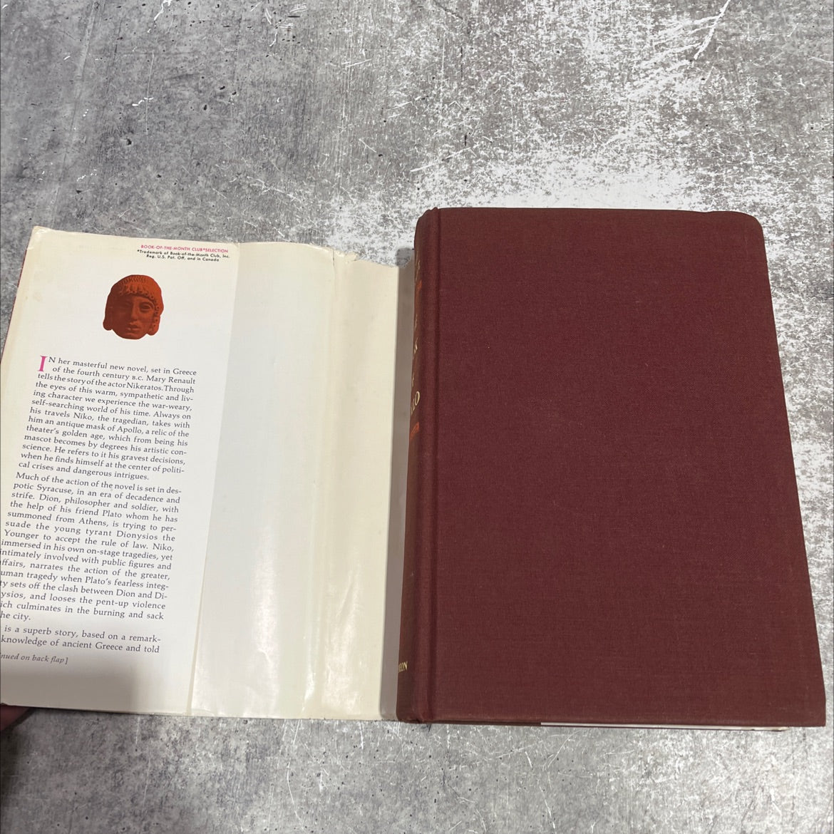 the mask of apollo book, by mary renault, 1966 Hardcover image 4