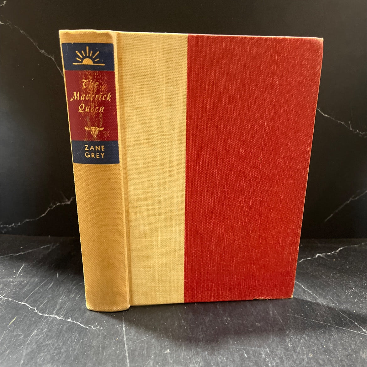 the maverick queen book, by zane grey, 1950 Hardcover image 1
