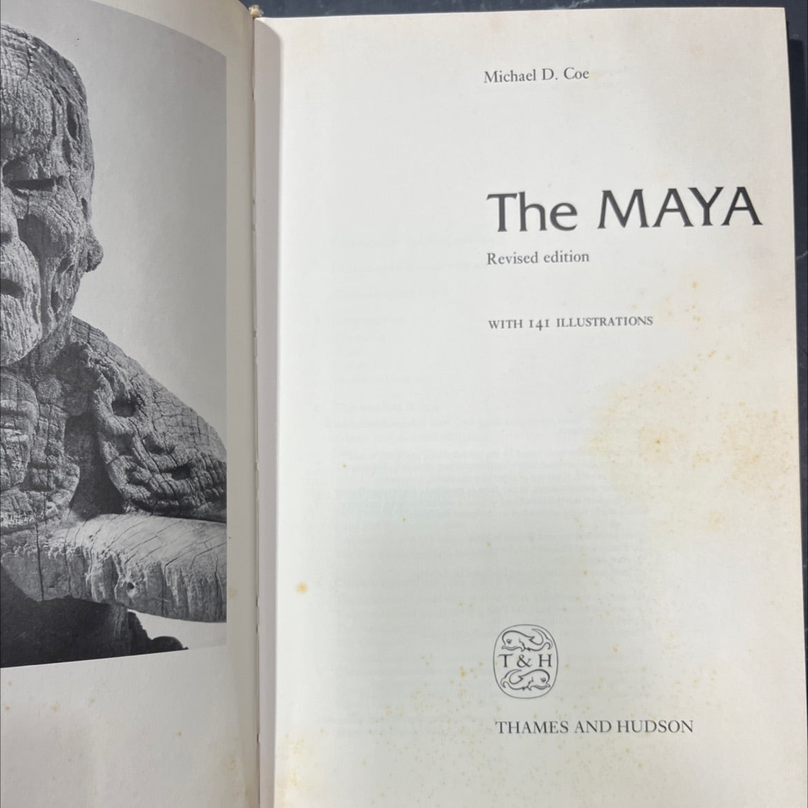 the maya book, by michael d. coe, 1980 Hardcover image 2