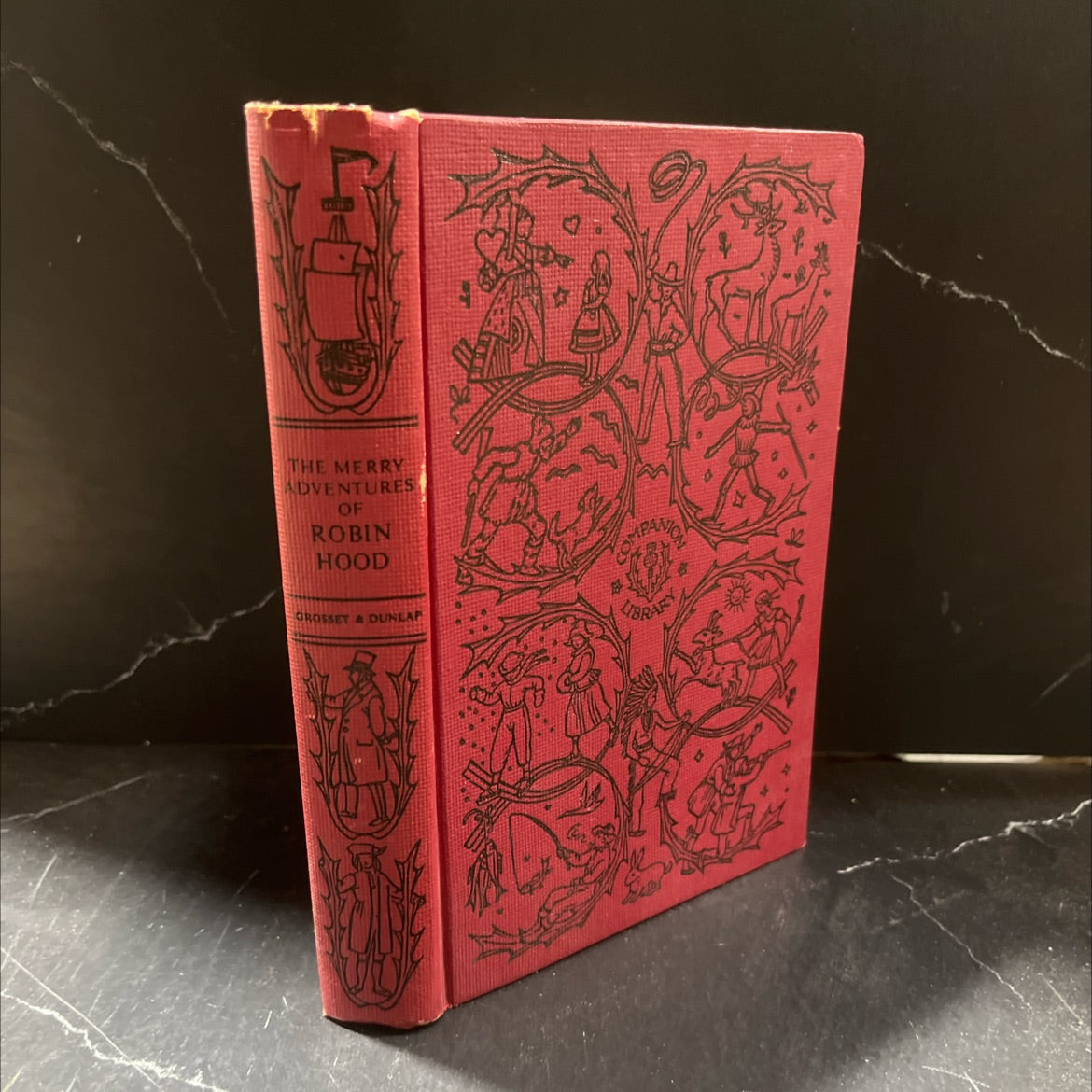 the merry adventures of robin hood of great renown in nottinghamshire book, by howard pyle, 1946 Hardcover image 1