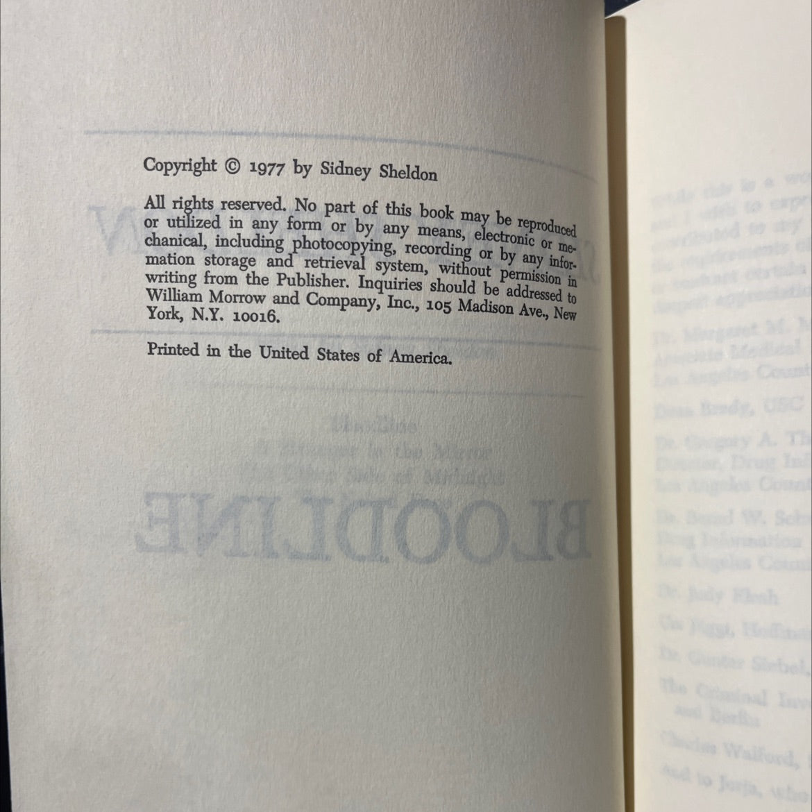 the mirror of midnight book, by sidney sheldon, 1977 Hardcover image 3