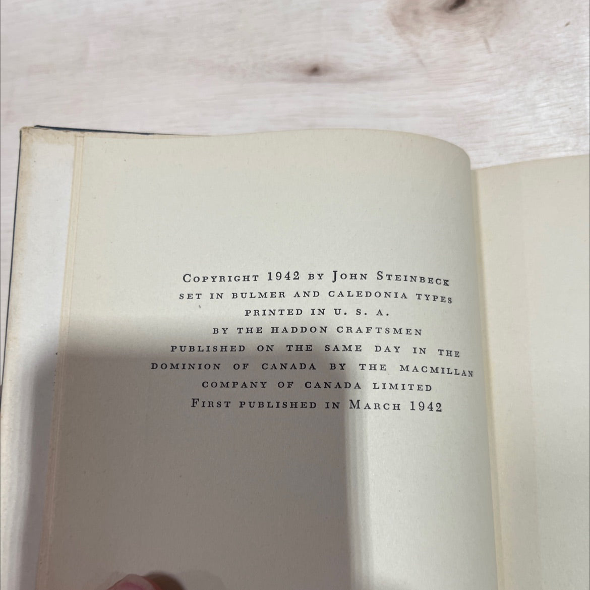 the moon is down book, by John Steinbeck, 1942 Hardcover, First Edition, Vintage image 3