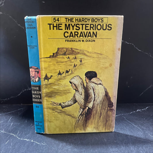 the mysterious caravan book, by franklin w. dixon, 1975 Hardcover image 1