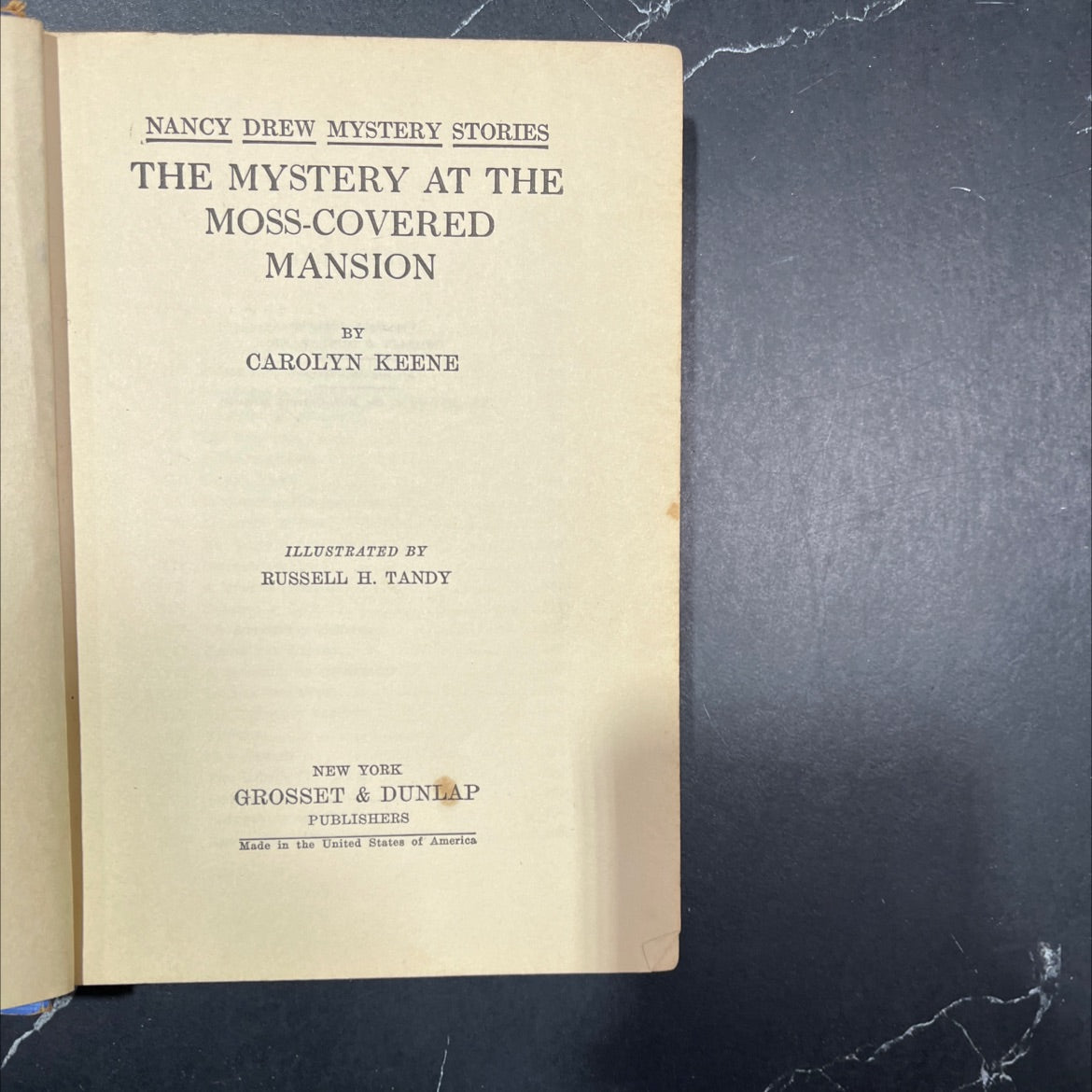 the mystery at the moss-covered mansion book, by carolyn keene, 1941 Hardcover image 2