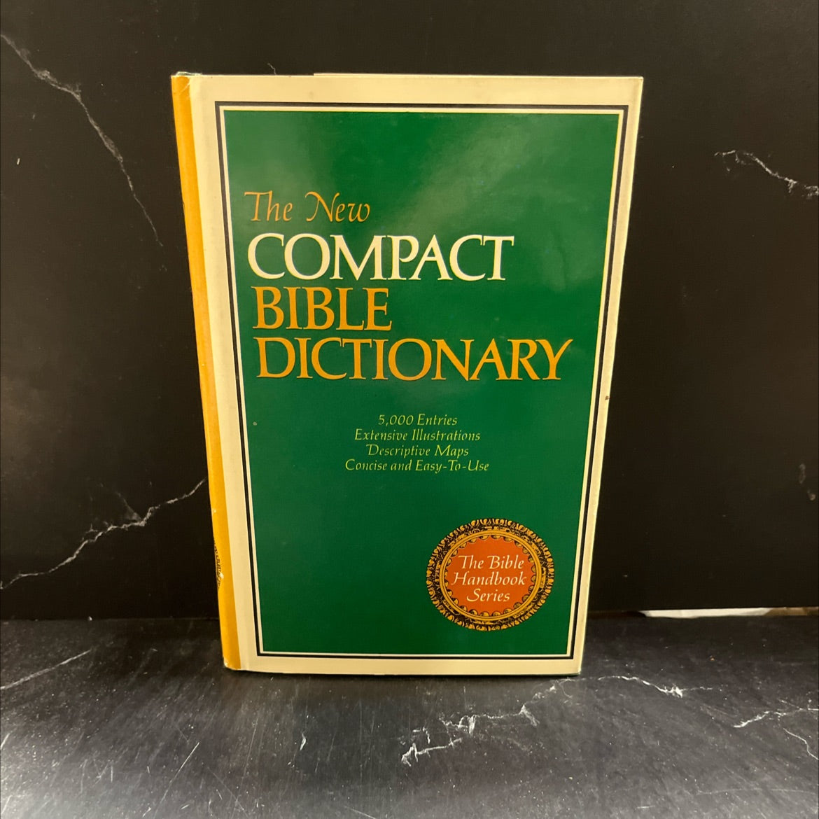 the new compact bible dictionary book, by t. alton bryant, 1980 Hardcover image 1