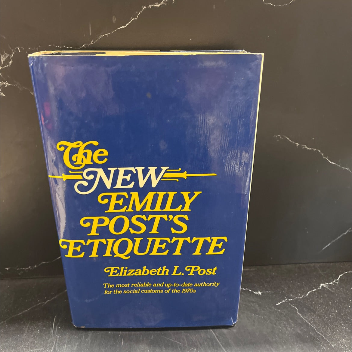 the new emily post's etiquette book, by elizabeth l. post, 1975 Hardcover image 1