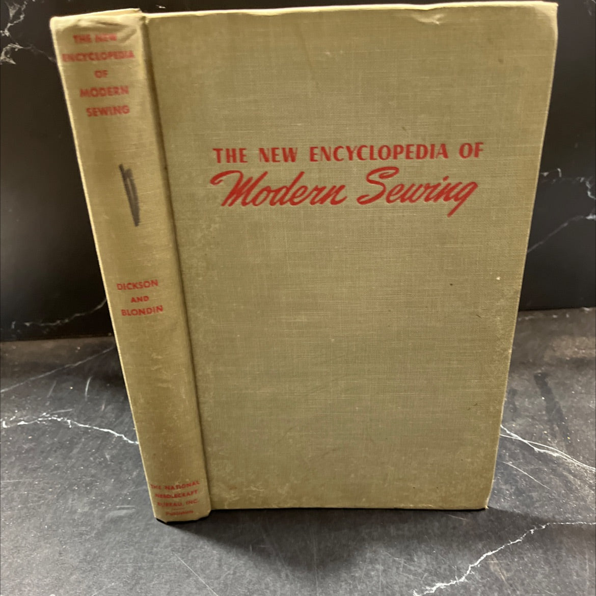 the new encyclopedia of modern sewing book, by sally dickson, frances blondin, 1943 Hardcover image 1
