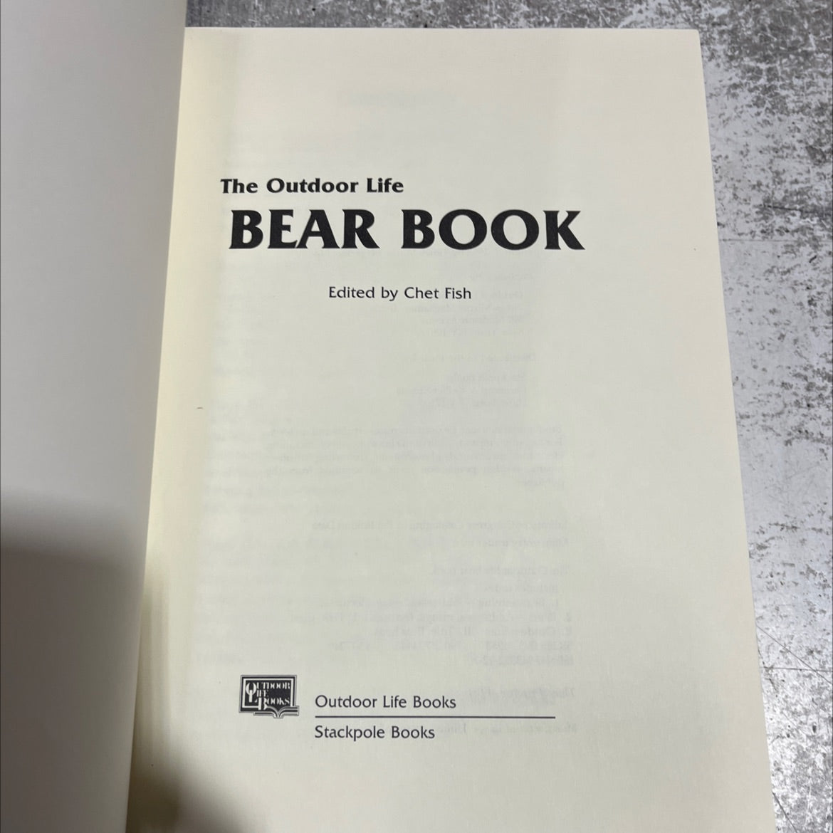 the outdoor life bear book book, by Chet Fish, 1983 Hardcover image 2