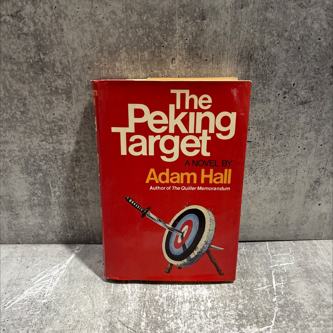 the peking target book, by elleston trevor, 1982 Hardcover image 1