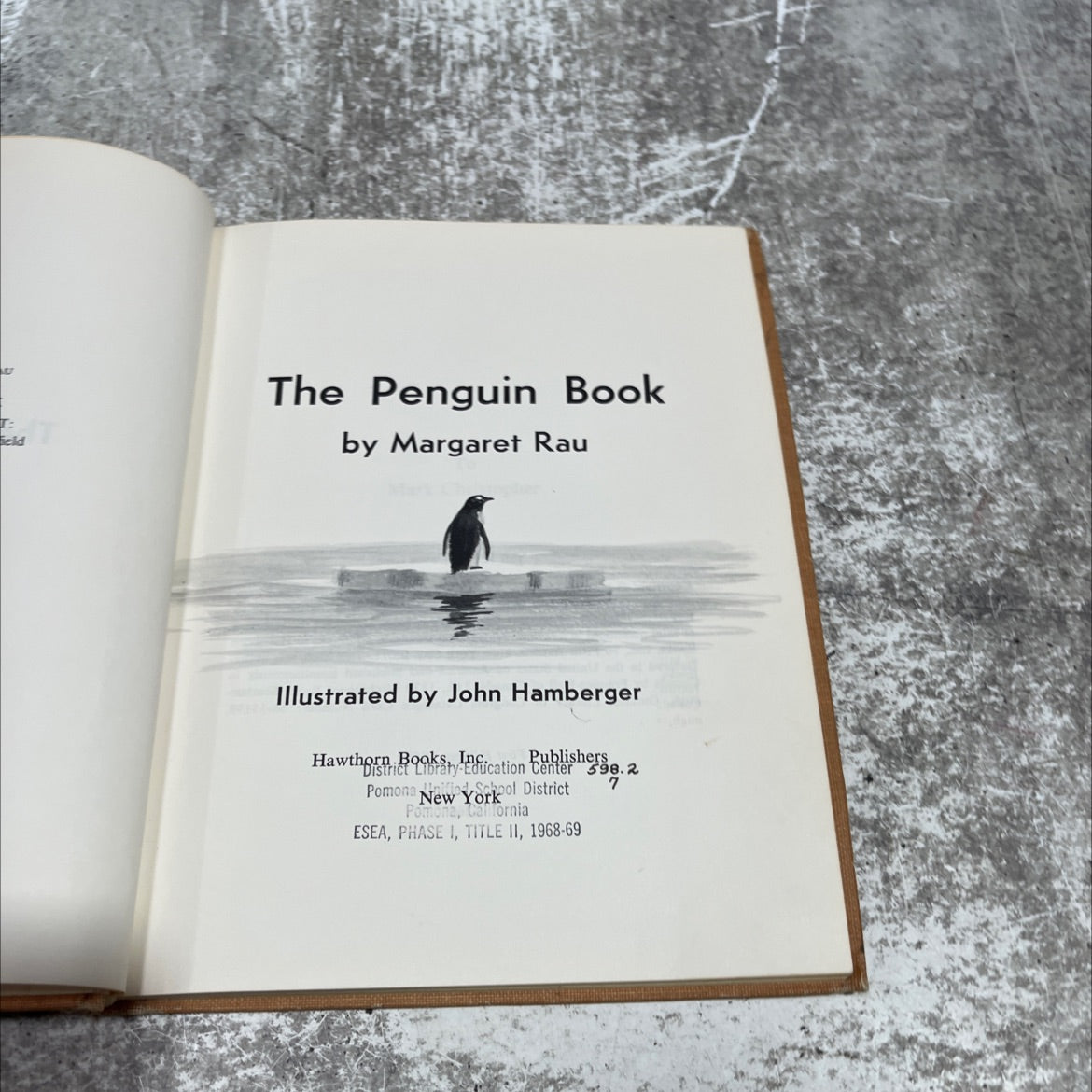 the penguin book book, by Margaret Rau, 1968 Hardcover image 2