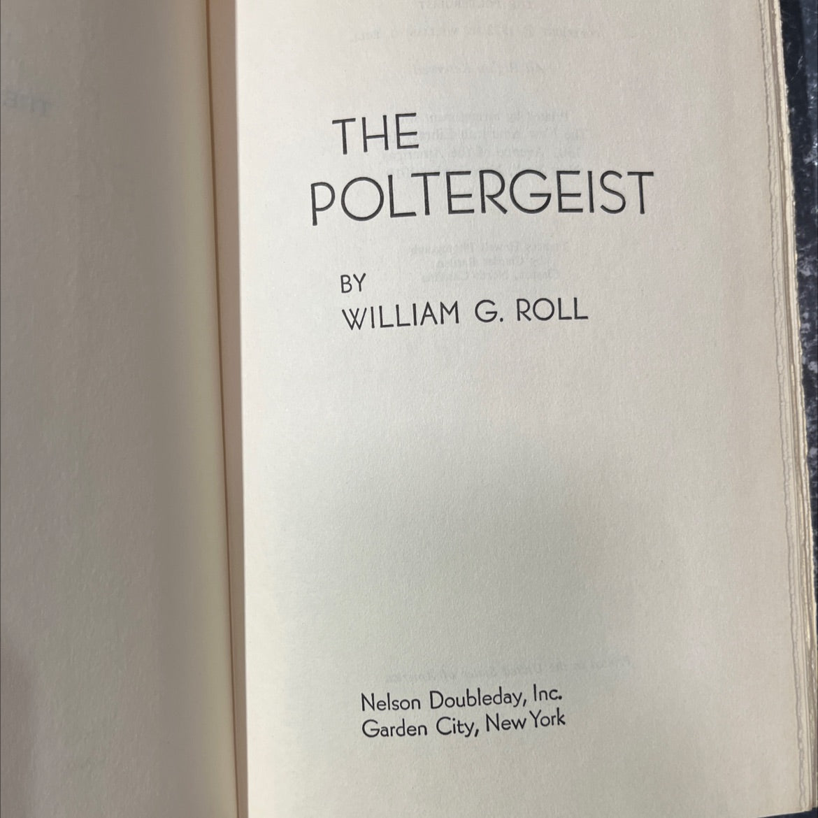 the poltergeist book, by william g. roll, 1972 Hardcover image 2