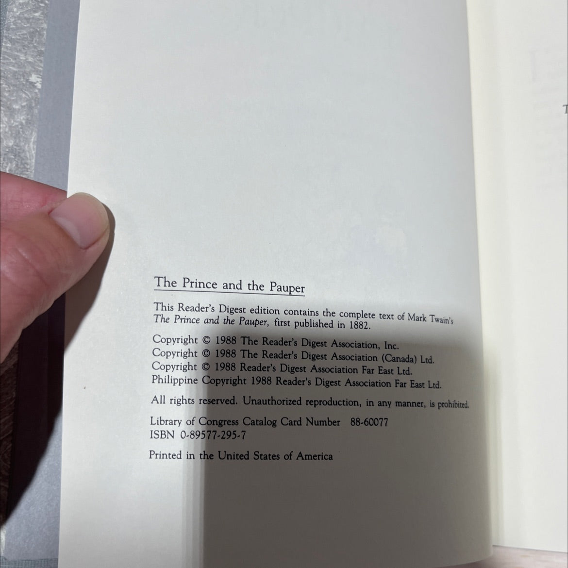 the prince and the pauper book, by mark twain, 1988 Hardcover image 3