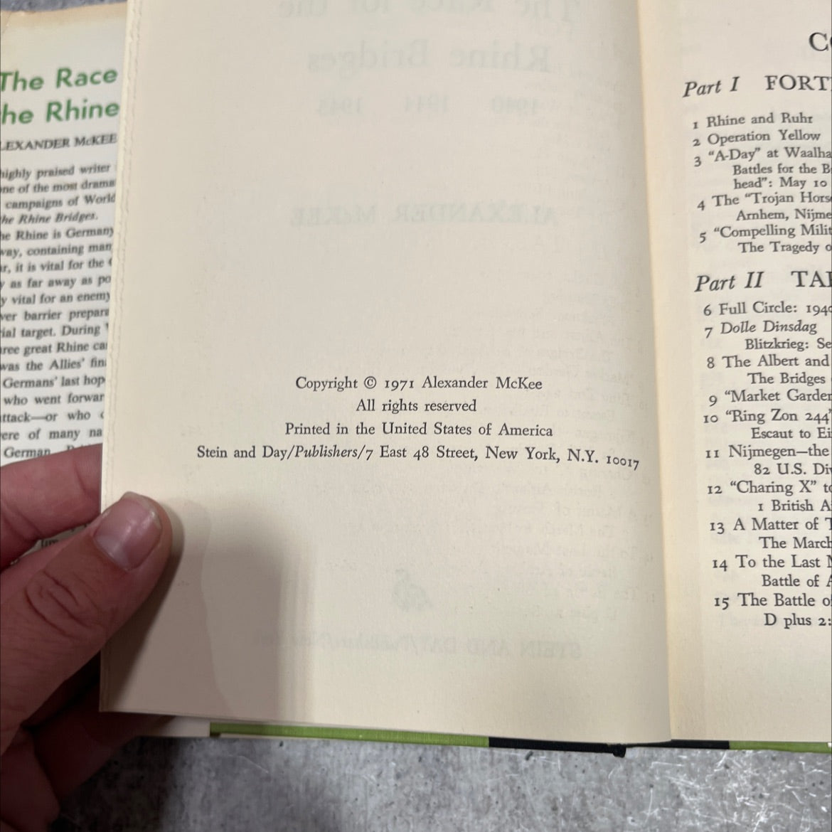 the race for the rhine bridges 1940 1944 1945 book, by alexander mckee, 1971 Hardcover image 3