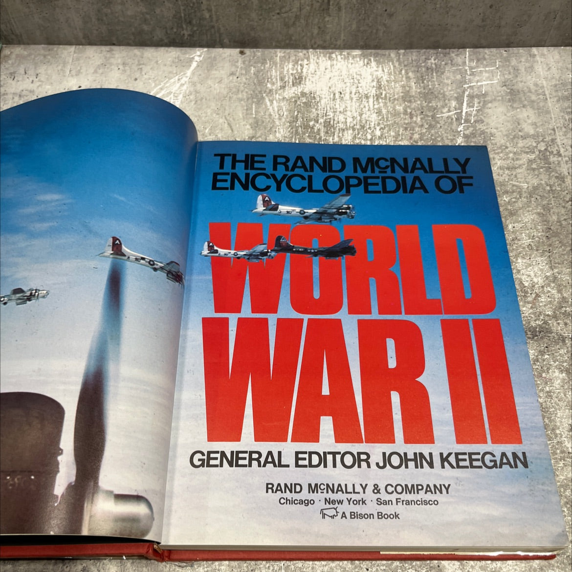 the rand mcnally encyclopedia of world war book, by john keegan, 1977 Hardcover image 2