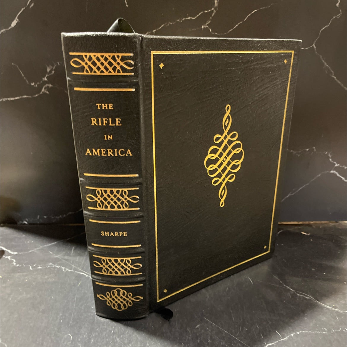 the rifle in america book, by philip b. sharpe, 1995 Leather image 1