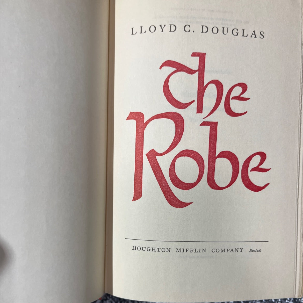 the robe book, by lloyd c. douglas, 1942 Hardcover image 2