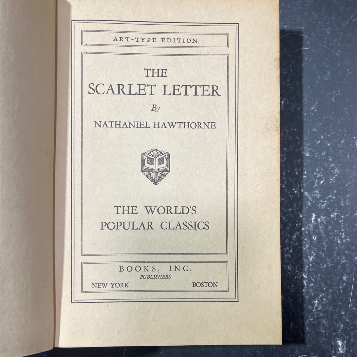 the scarlet letter book, by nathaniel hawthorne, 1970 Hardcover image 2