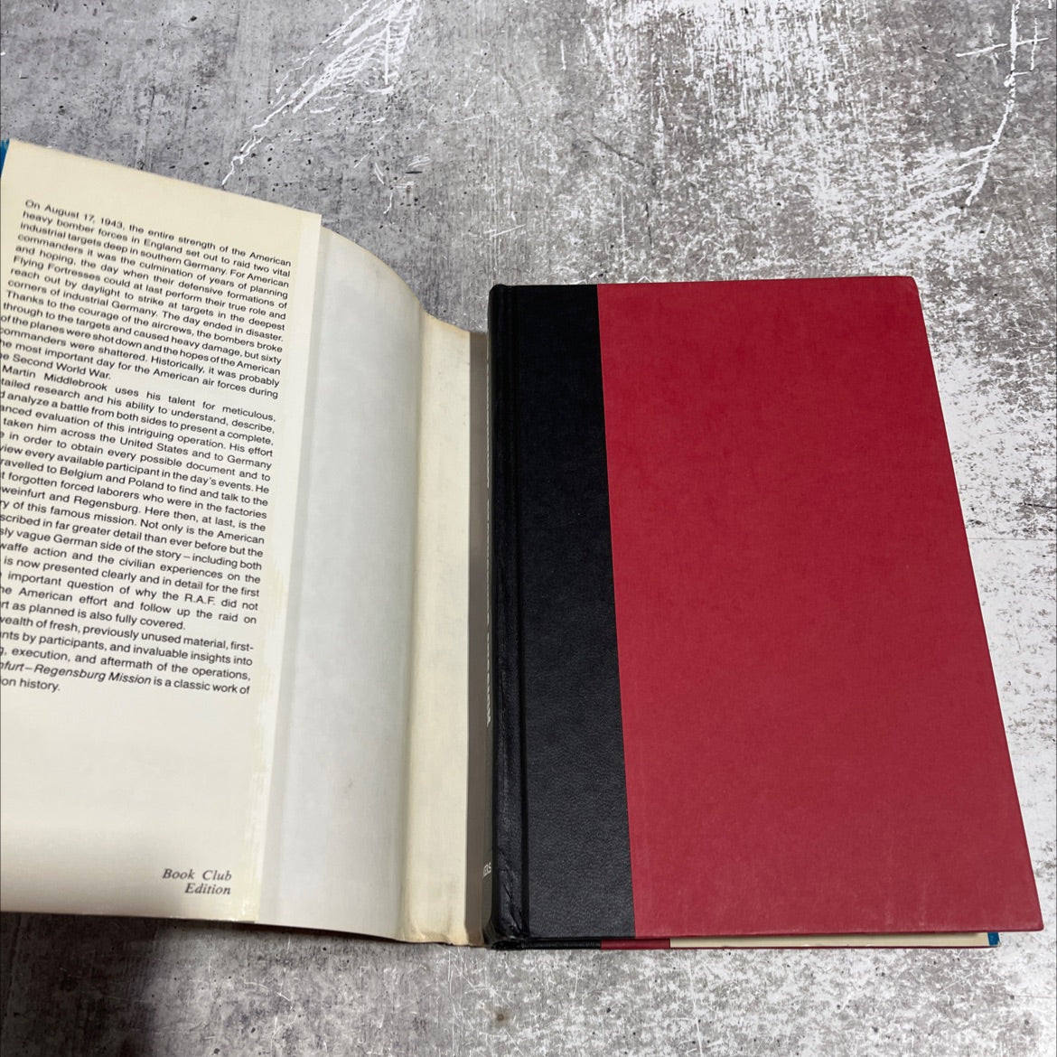 the schweinfurt-regensburg mission book, by martin middlebrook, 1983 Hardcover image 4