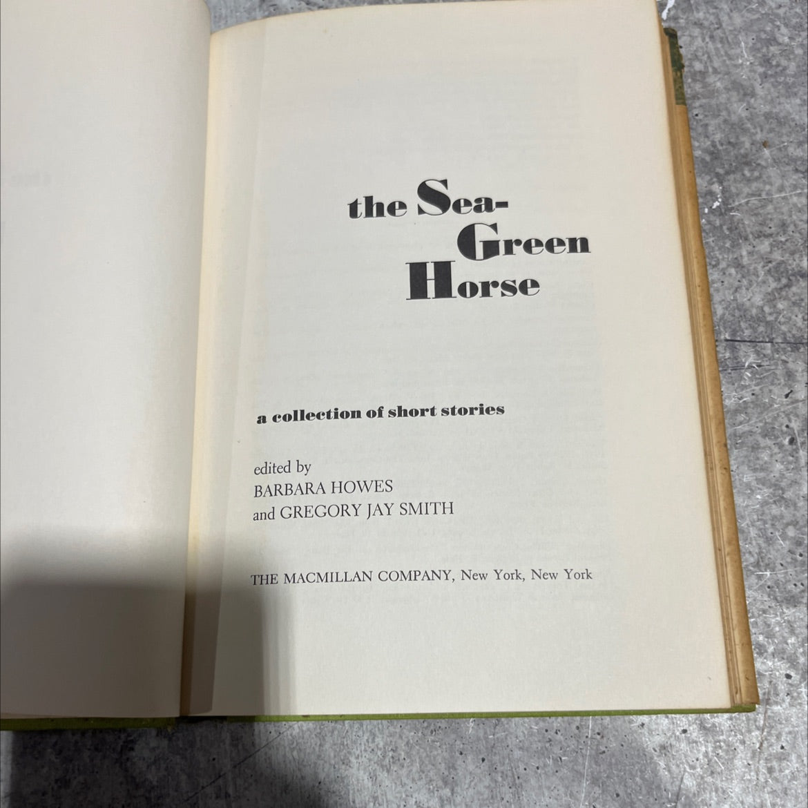 the sea-green horse book, by barbara howes, gregory jay smith, 1970 Hardcover image 2