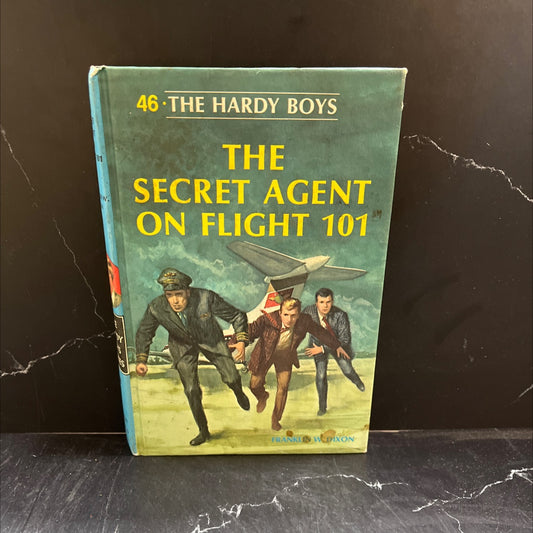 the secret agent on flight 101 book, by franklin w. dixon, 1967 Hardcover image 1