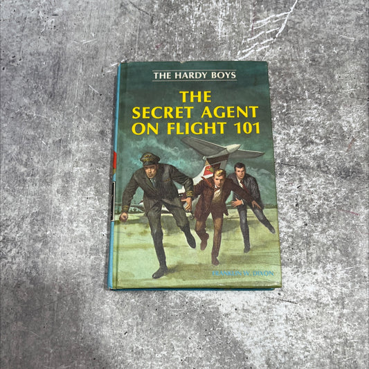 the secret agent on flight 101 book, by franklin w. dixon, 1967 Hardcover image 1