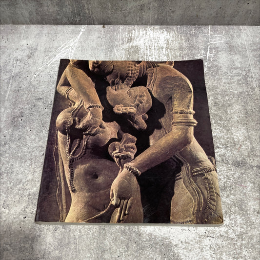 the sensuous immortals a selection of sculptures from the pan-asian collection book, by Pratapaditya Pal, 1978 Paperback image 1
