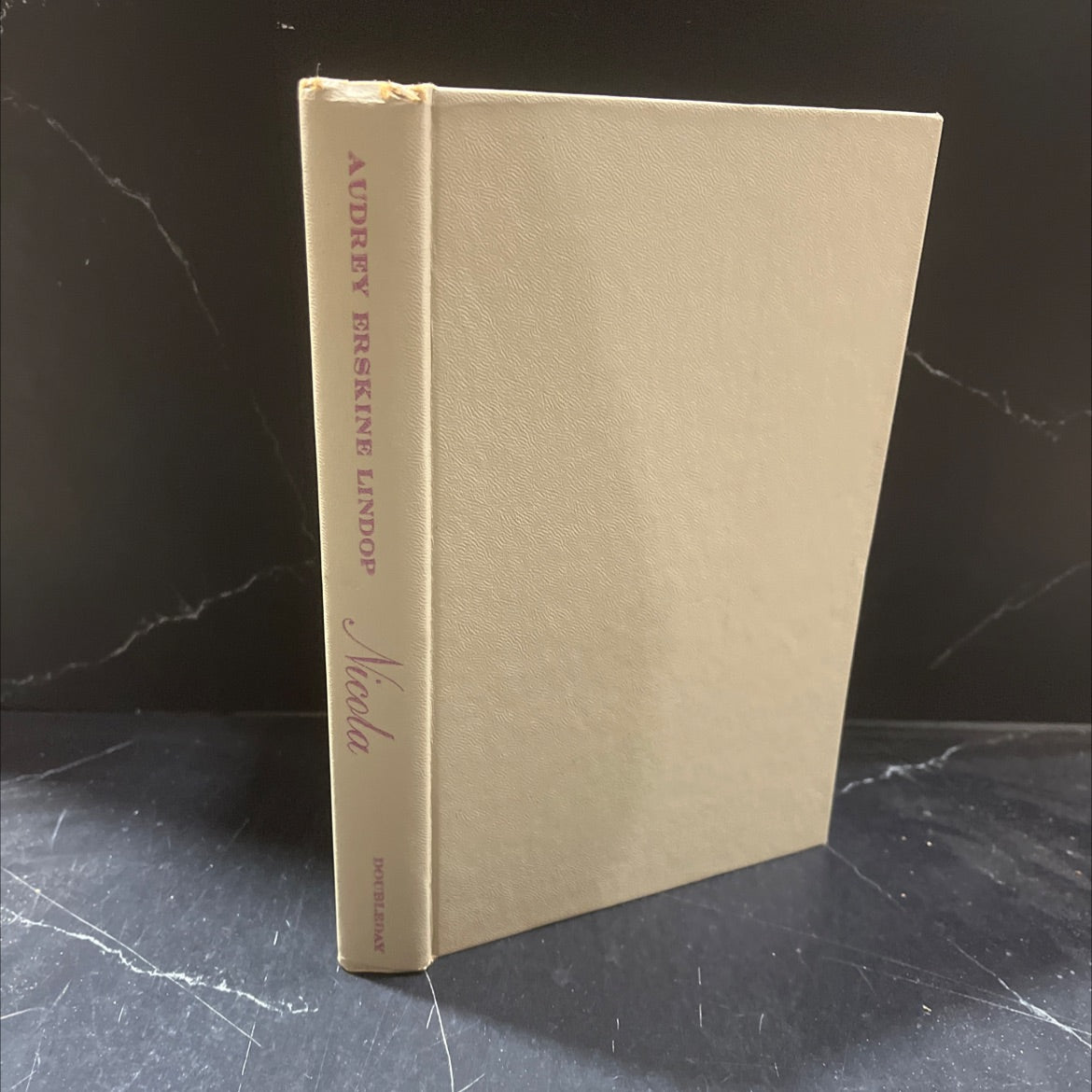 the song irlwindters never cry book, by audrey erskine lindop, 1959 Hardcover image 1