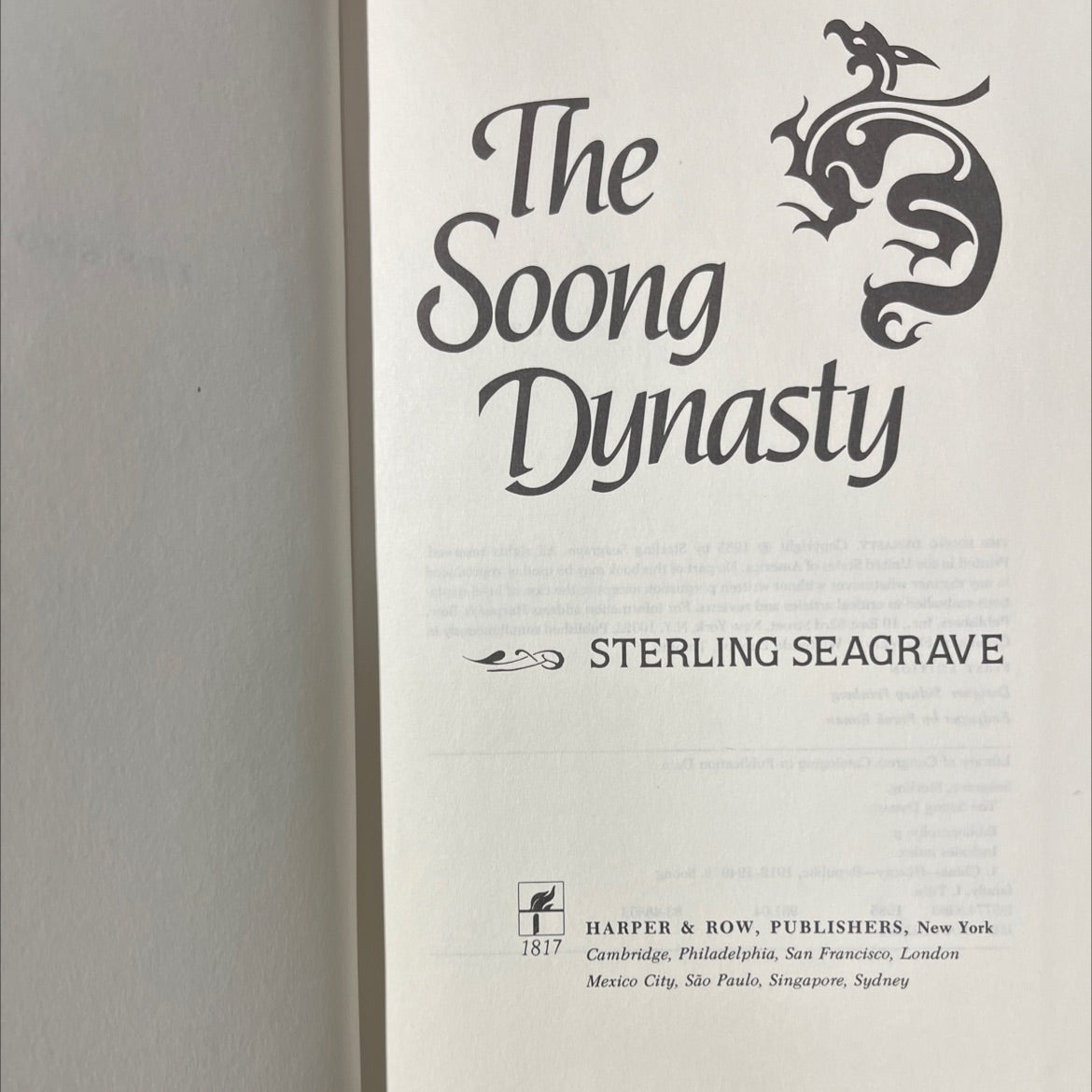 the soong dynasty book, by sterling seagrave, 1985 Hardcover image 2