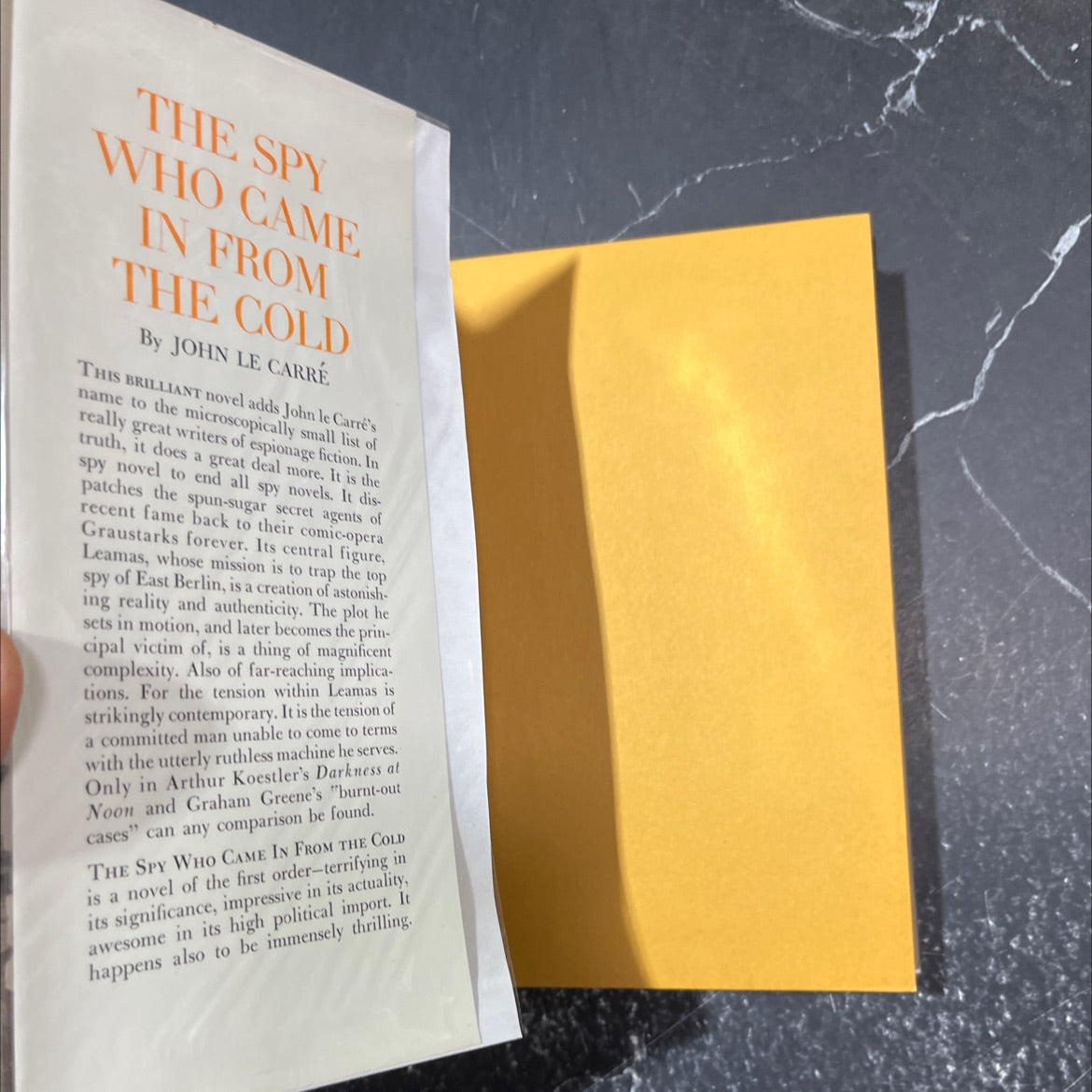 the spy who came in from the cold book, by John le Carré, 1964 Hardcover image 4