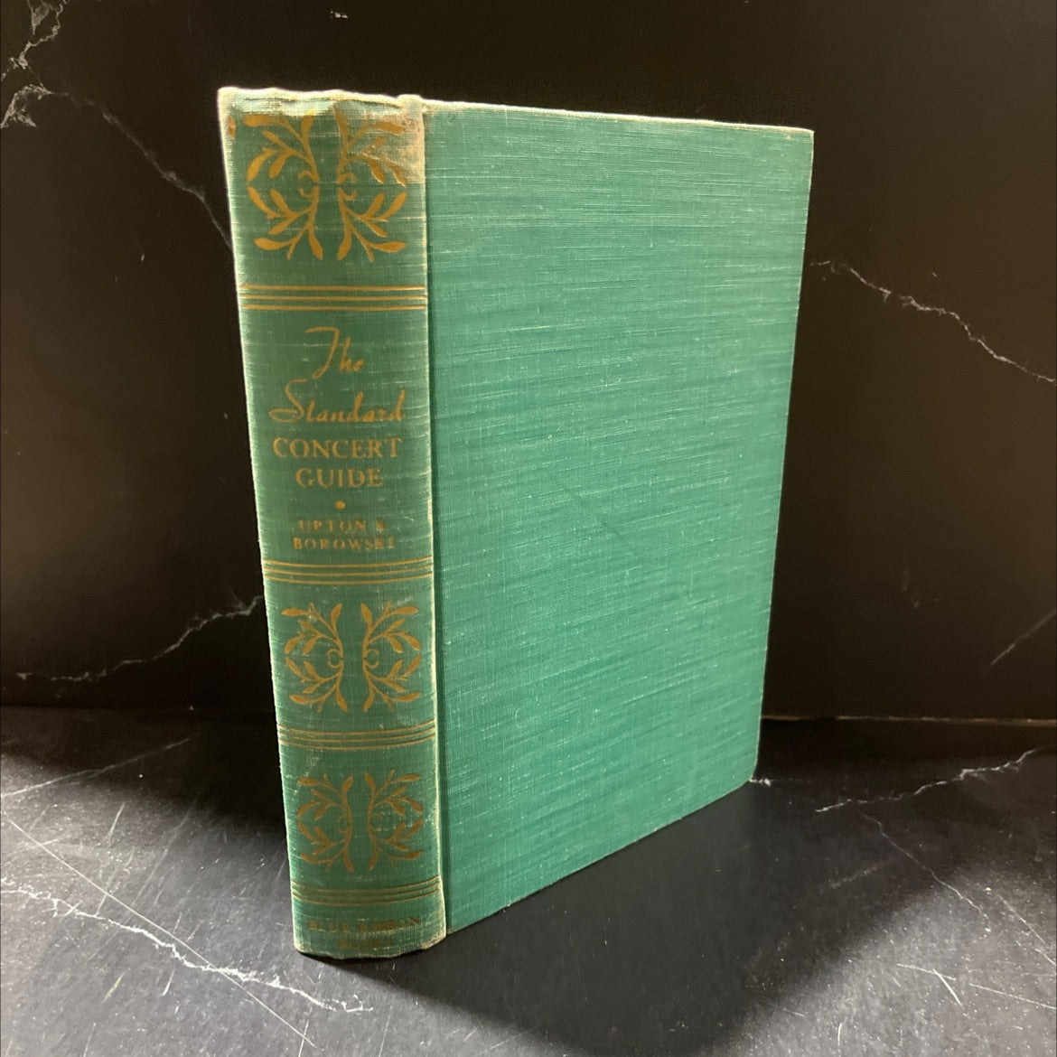 the standard concert guide book, by george p. upton and felix borowski, 1940 Hardcover image 1