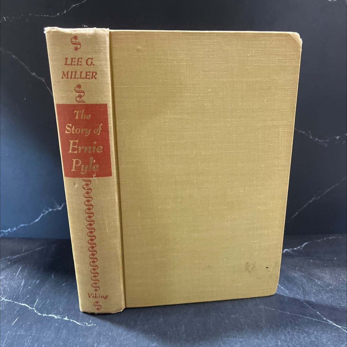 the story of ernie pyle book, by lee g. miller, 1950 Hardcover image 1