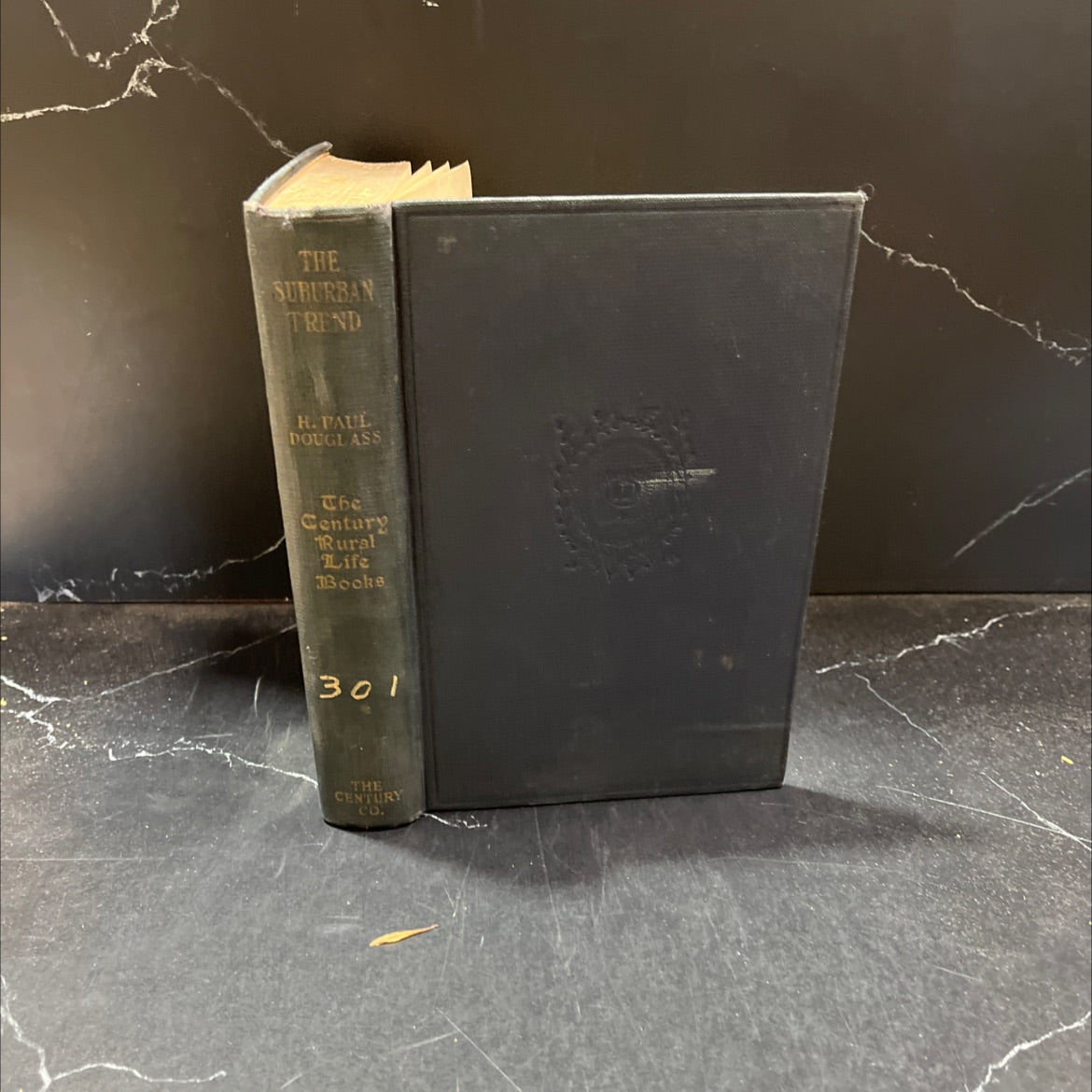 the suburban trend book, by harlan paul douglass, 1925 Hardcover image 1