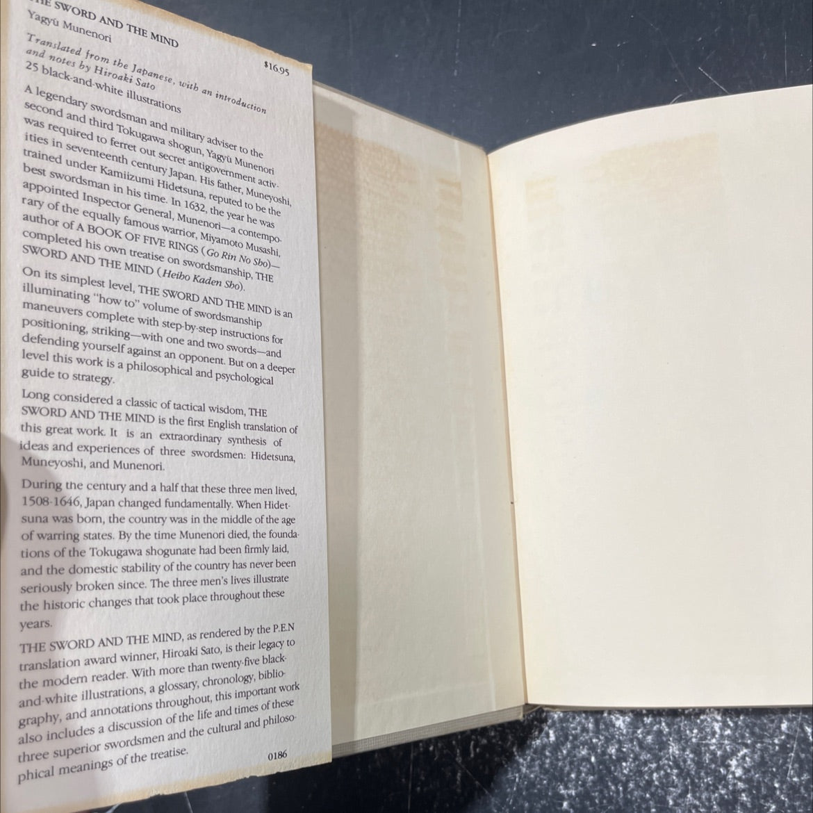 the sword and the mind book, by Yagyu Munenori, 1986 Hardcover image 4