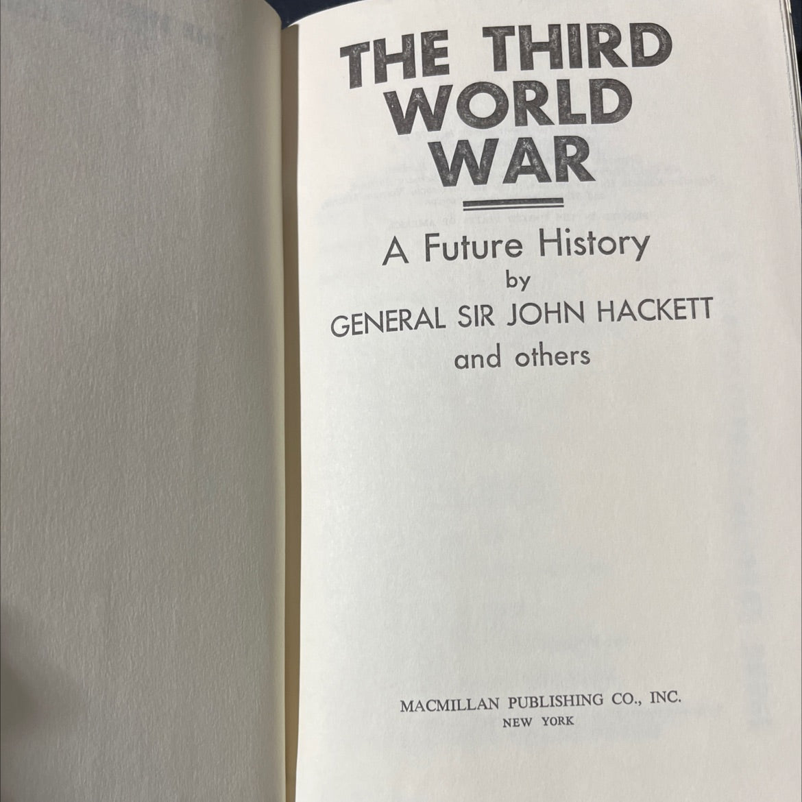 the third world war a future history book, by general sir john hackett and others, 1978 Hardcover image 2