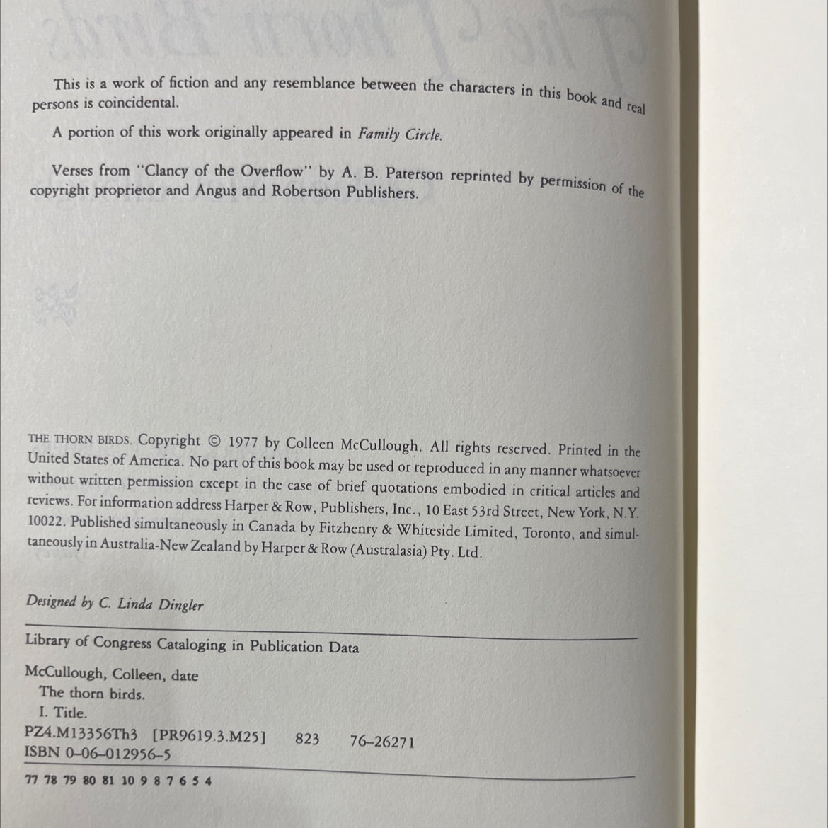 the thorn birds book, by Colleen McCullough, 1977 Hardcover image 3