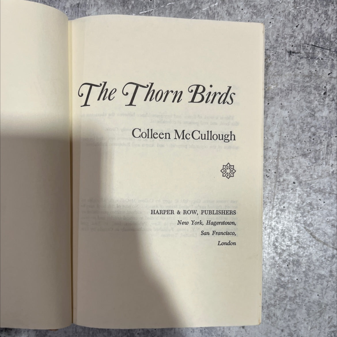 the thorn birds book, by Colleen McCullough, 1977 Hardcover image 2