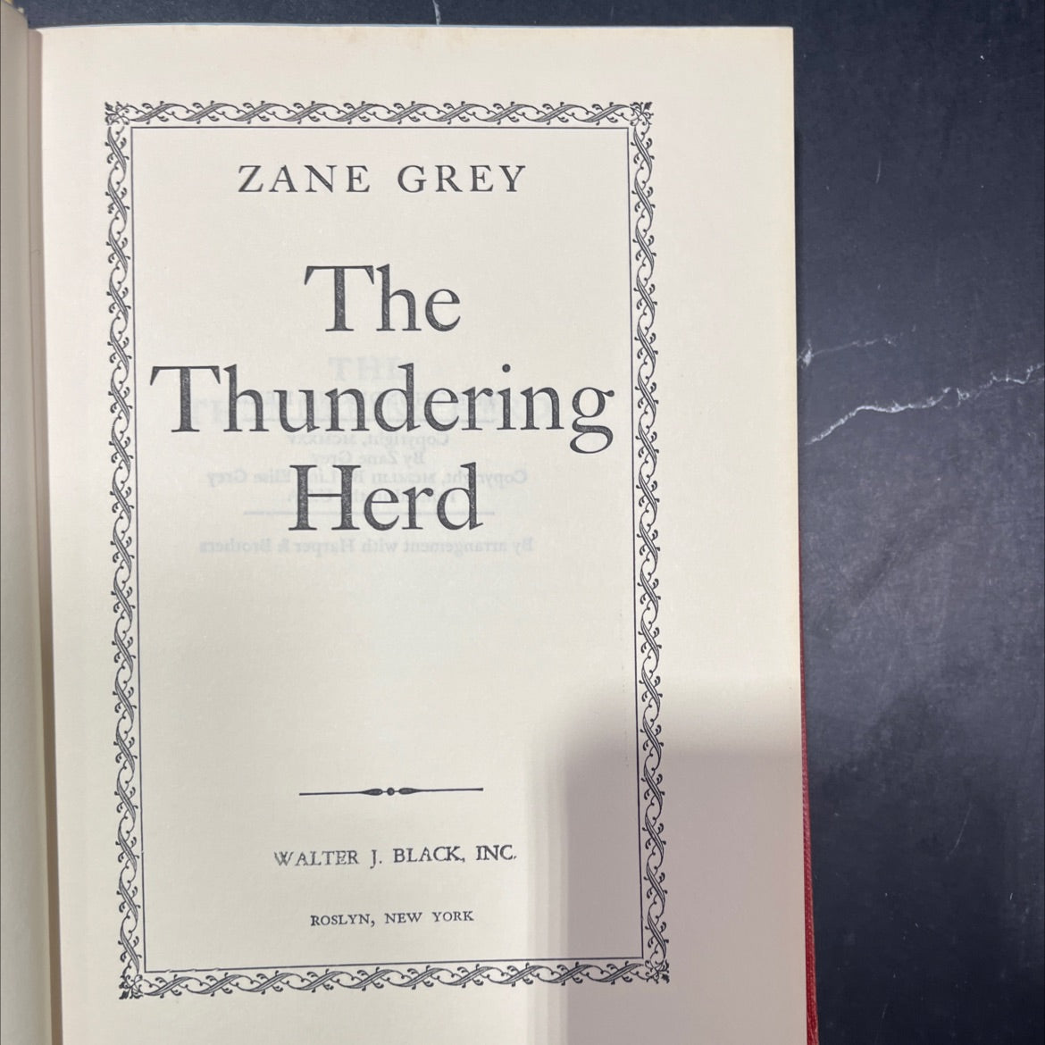 the thundering herd book, by zane grey, 1953 Hardcover image 2