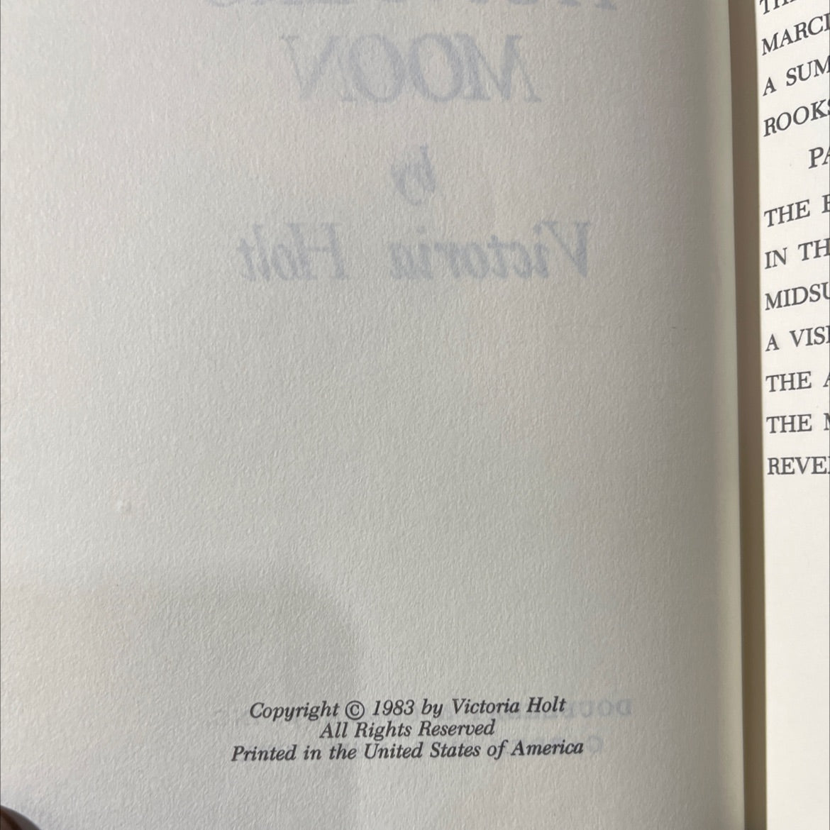 the time of the hunter's moon book, by Victoria Holt, 1983 Hardcover image 3