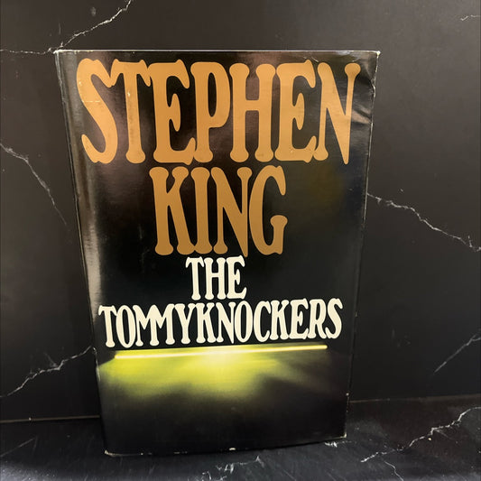 the tommyknockers book, by Stephen King, 1987 Hardcover image 1