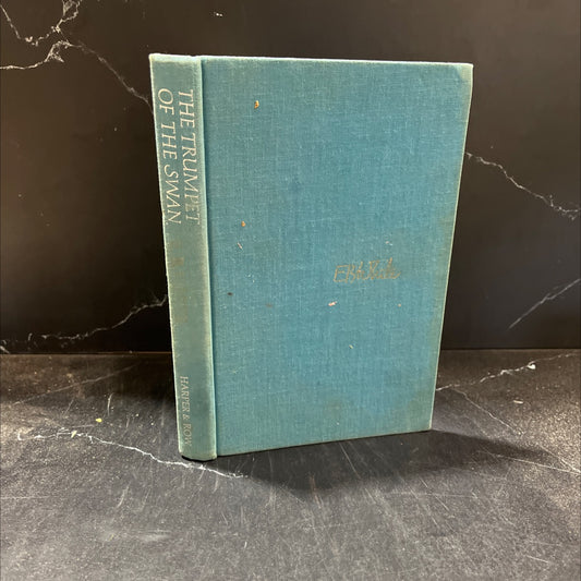 the trumpet of the swan book, by e. b. white, 1970 Hardcover image 1