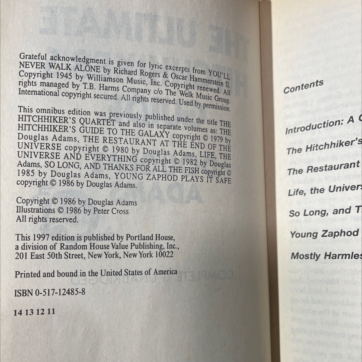 the ultimate hitchhiker's guide book, by douglas adams, 1997 Hardcover image 3