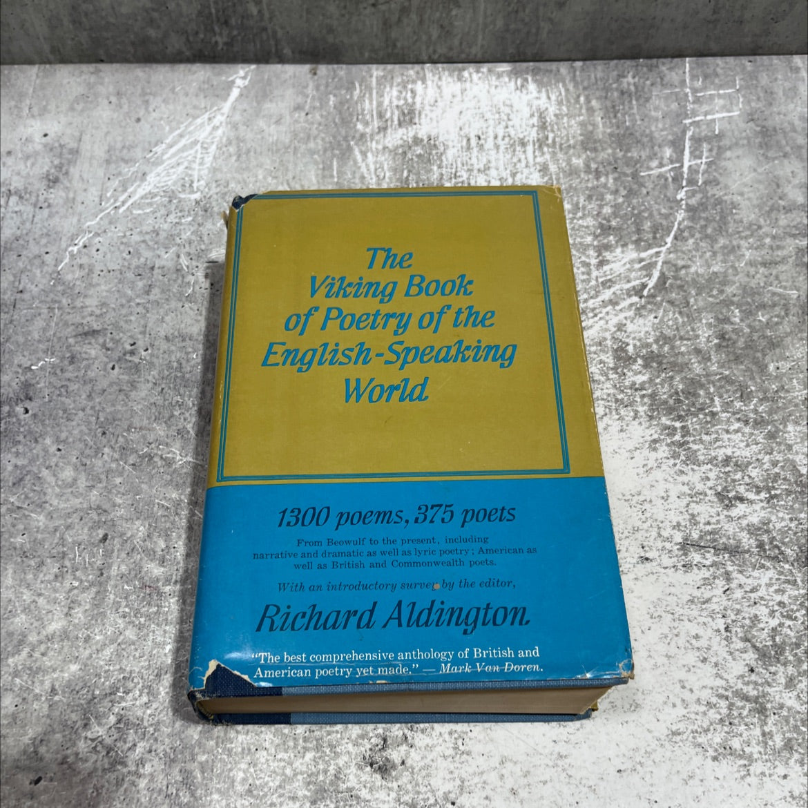the viking book of poetry of the english-speaking world book, by richard aldington, 1958 Hardcover image 1