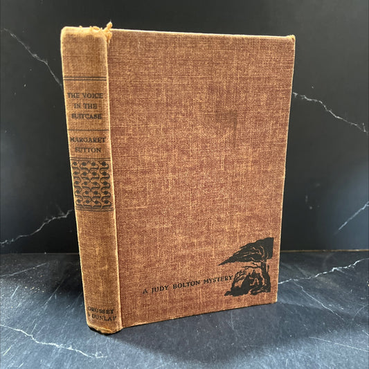 the voice in the suitcase book, by margaret sutton, 1935 Hardcover image 1