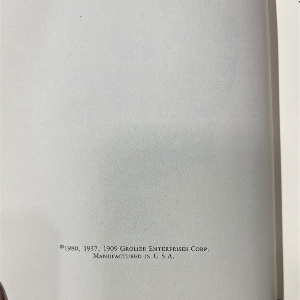 the voyage of the beagle book, by charles darwin, 1980 Hardcover image 3